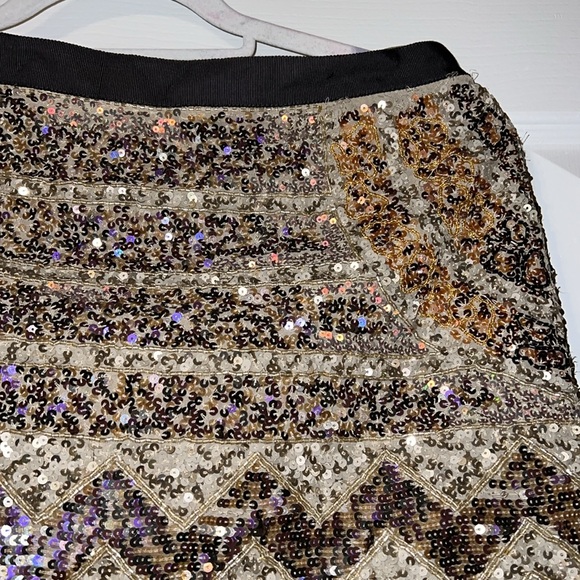 Club Monoco SEQUIN MINI SKIRT - Picture 3 of 9